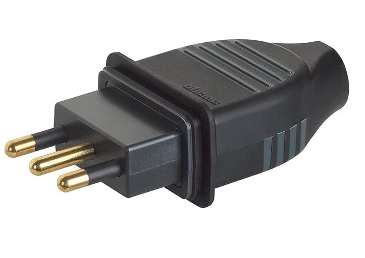 BTICINO - SPINA 16A IP44 CAUCCIU BIMATERIA in Spine elettriche di corrente alterna Stockdoc - Terni, commercioVirtuoso.it