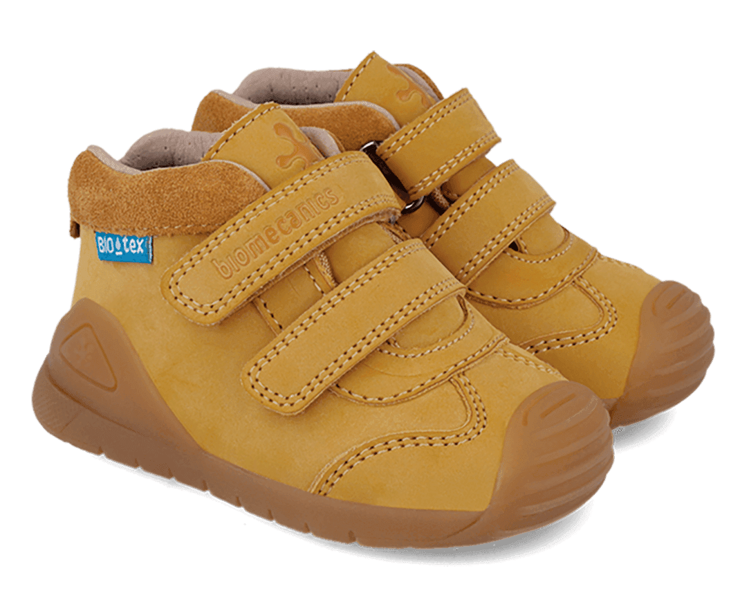 Scarpe bimbo Biomecanics alte giallone numeri dal 19 al 25 in Scarpine primi passi UP Calzature Balduina - Roma, commercioVirtuoso.it