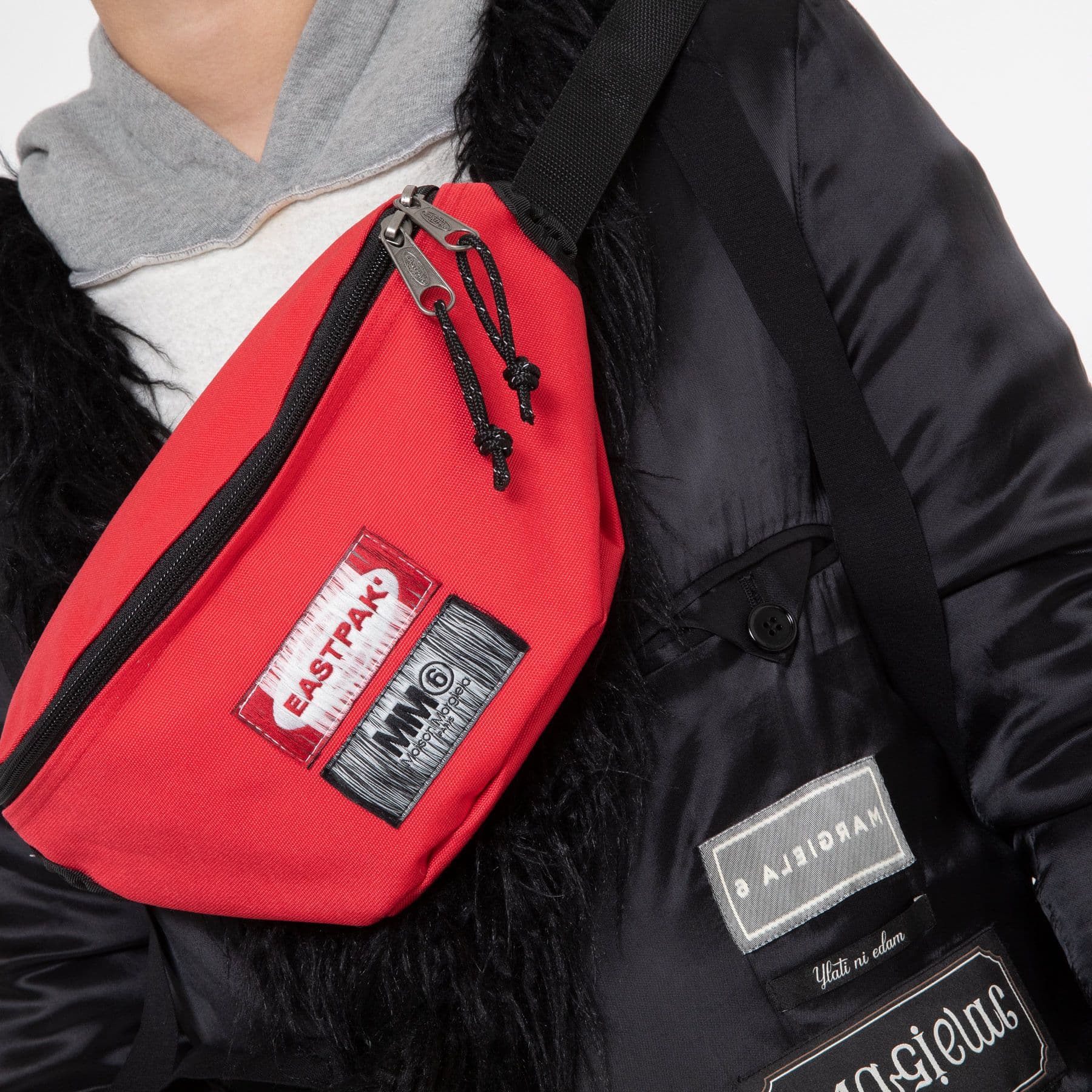 EASTPAK Marsupio Springer MM6 Red White Reversible da uomo in Marsupi alla moda Drestige - Casamassima, commercioVirtuoso.it