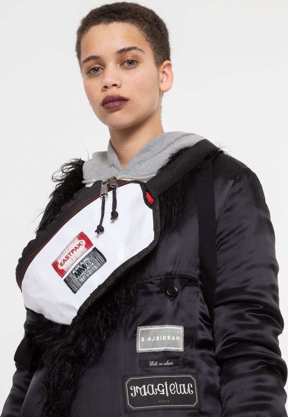 EASTPAK Marsupio Springer MM6 Red White Reversible da uomo in Marsupi alla moda Drestige - Casamassima, commercioVirtuoso.it