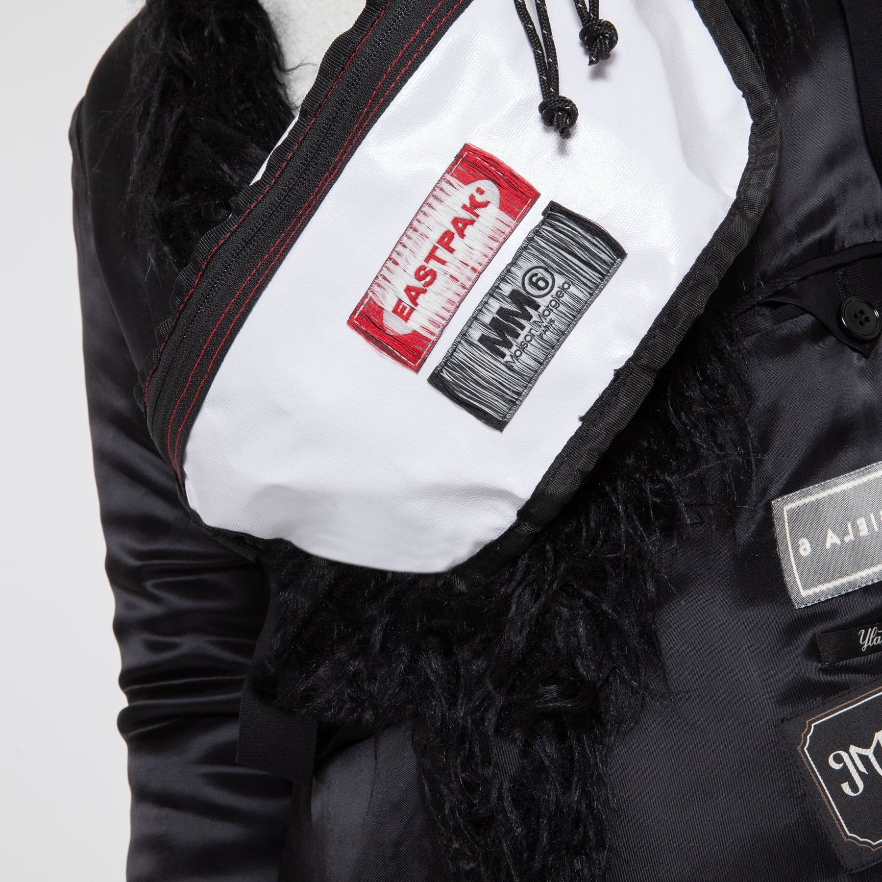 EASTPAK Marsupio Springer MM6 Red White Reversible da uomo in Marsupi alla moda Drestige - Casamassima, commercioVirtuoso.it