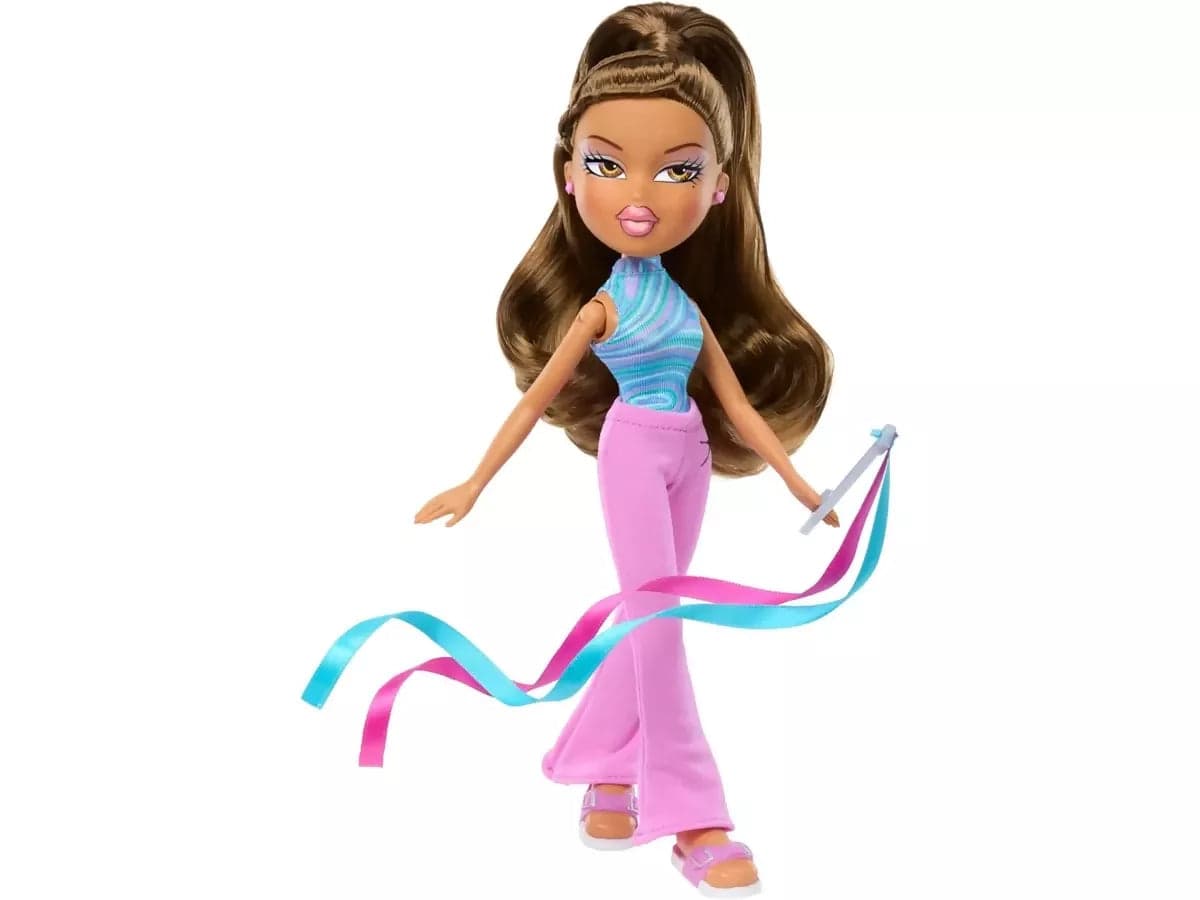 Bratz play sportz- Yasmin gymnastics in Animali Cartoleria Deja Vu - Crotone, commercioVirtuoso.it