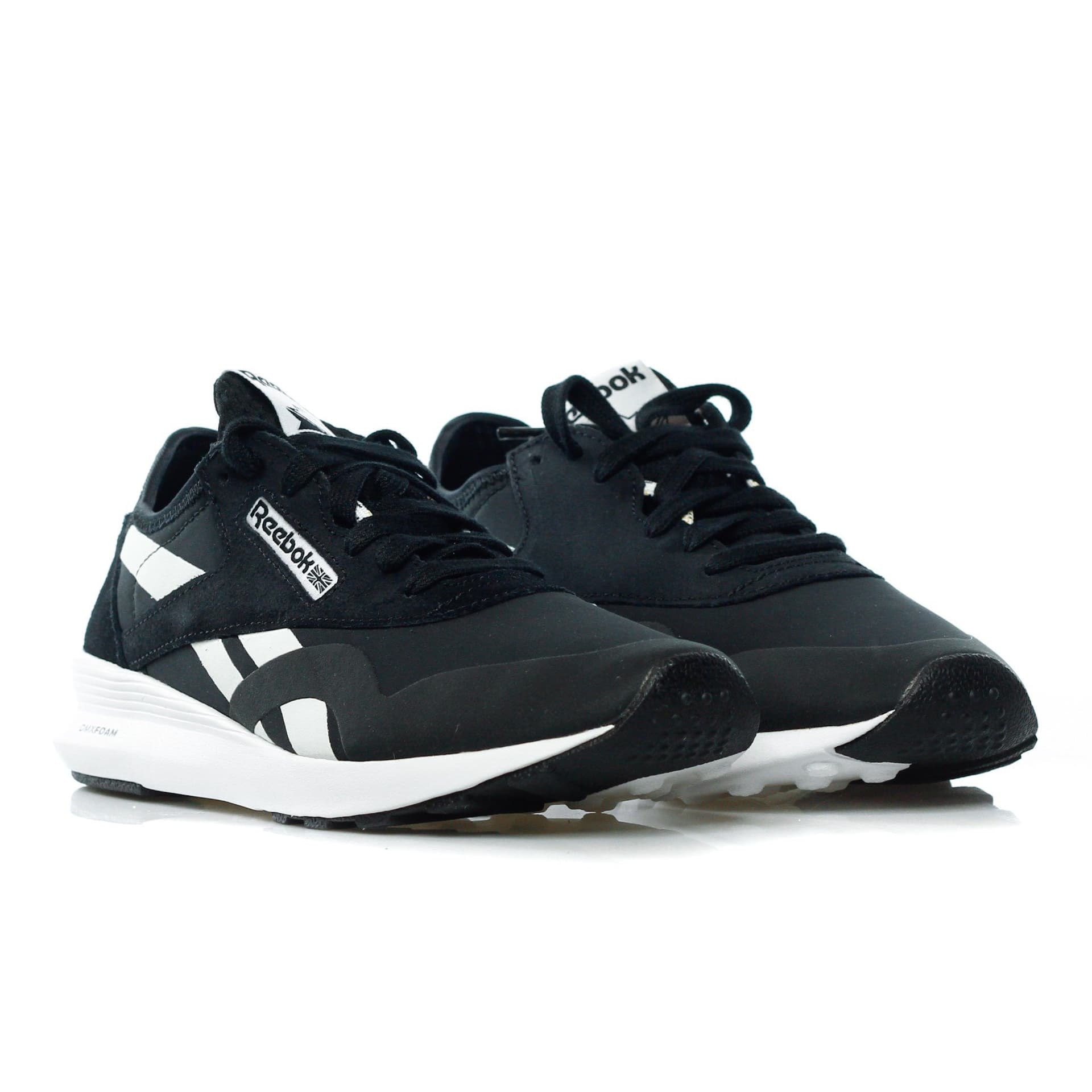 REEBOK Scarpa Bassa Donna Cl Nylon Sp W Black/coal/chalk Gold da donna in Sneaker casual Drestige - Casamassima, commercioVirtuoso.it
