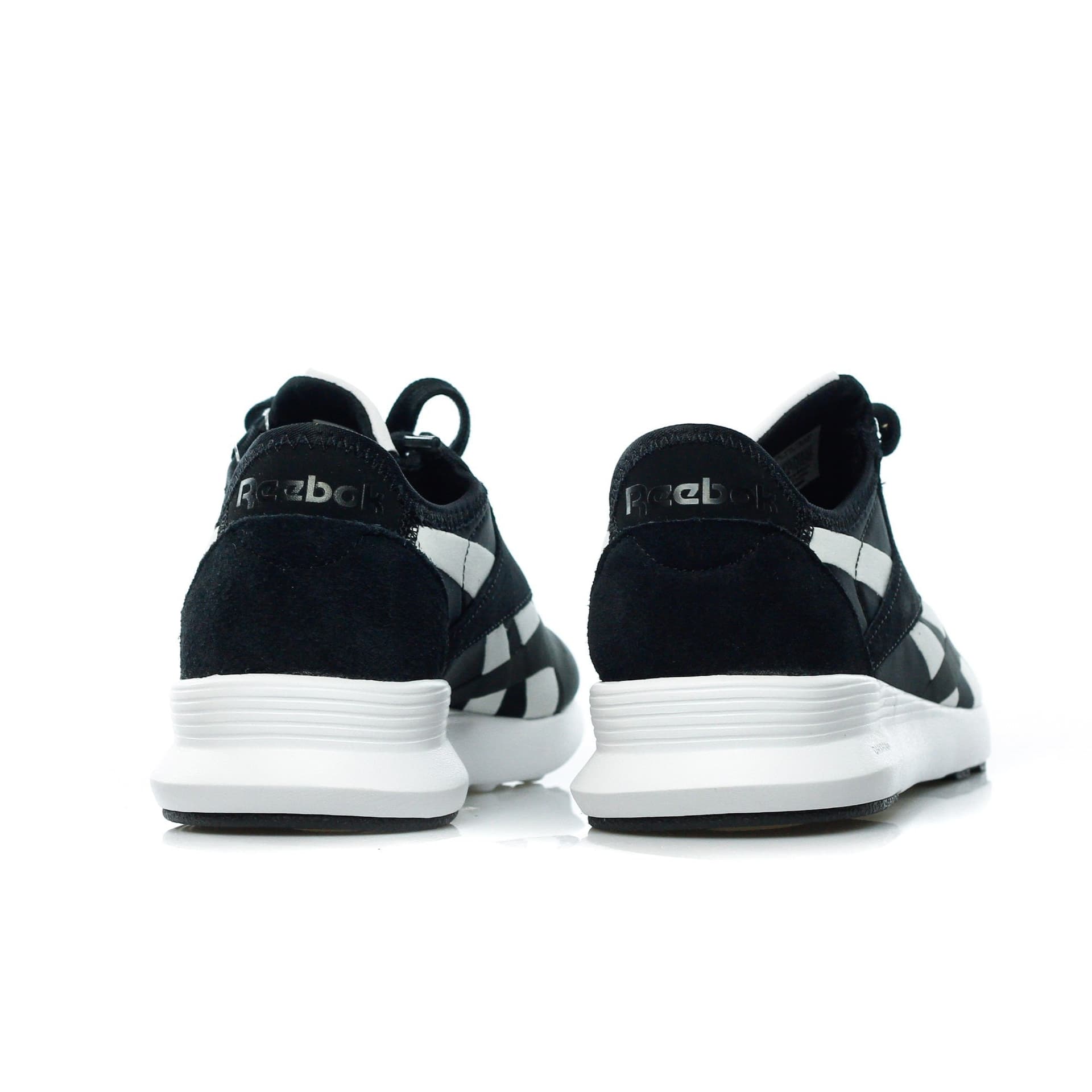 REEBOK Scarpa Bassa Donna Cl Nylon Sp W Black/coal/chalk Gold da donna in Sneaker casual Drestige - Casamassima, commercioVirtuoso.it
