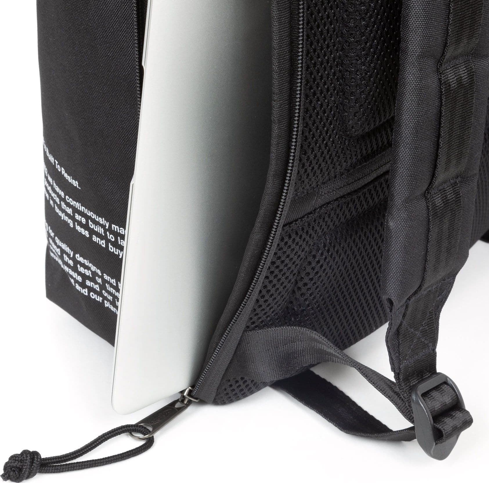 EASTPAK Zaino Up Roll Storm Black da donna in Zaini Casual Drestige - Casamassima, commercioVirtuoso.it