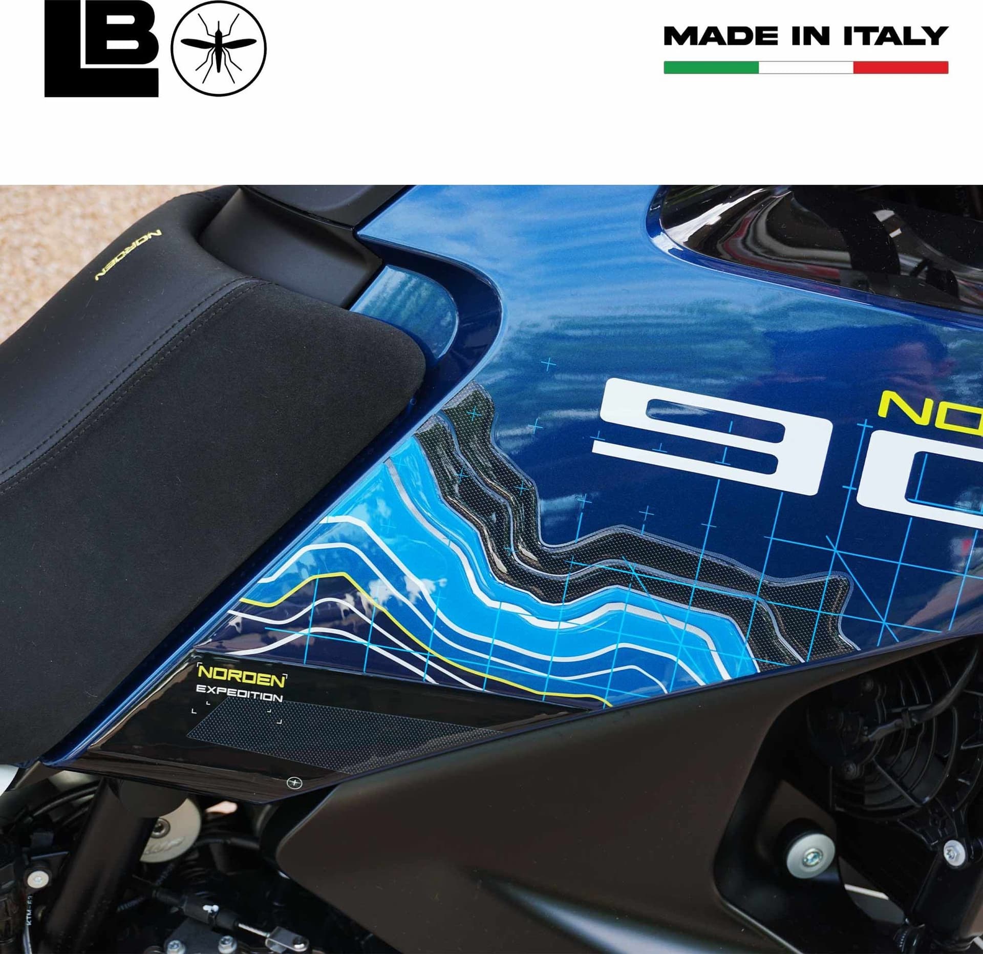 Kit adesivi 3D compatibili con Husqvarna Norden 901 2023 Protezioni per moto in Decalcomanie adesivi e magneti LabelBike - Bibbiano, commercioVirtuoso.it