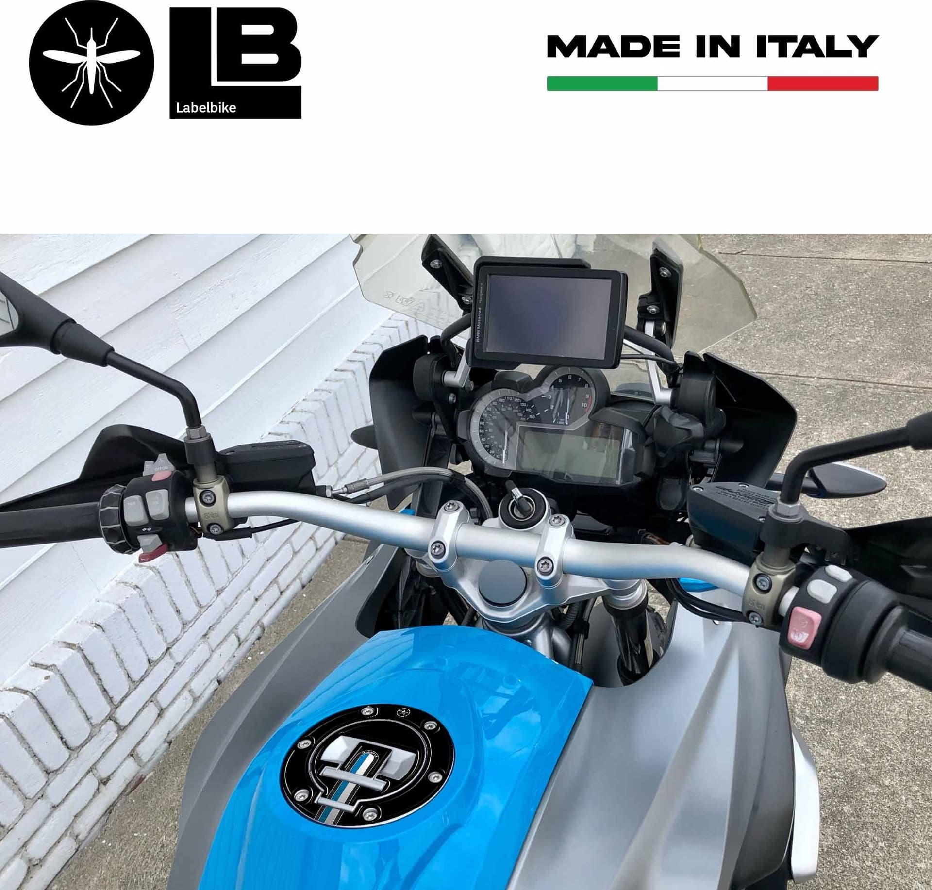 Adesivo 3D protezione tappo moto CON CHIAVE compatibile con BMW 2013 - 2022 Nero in Decalcomanie adesivi e magneti LabelBike - Bibbiano, commercioVirtuoso.it