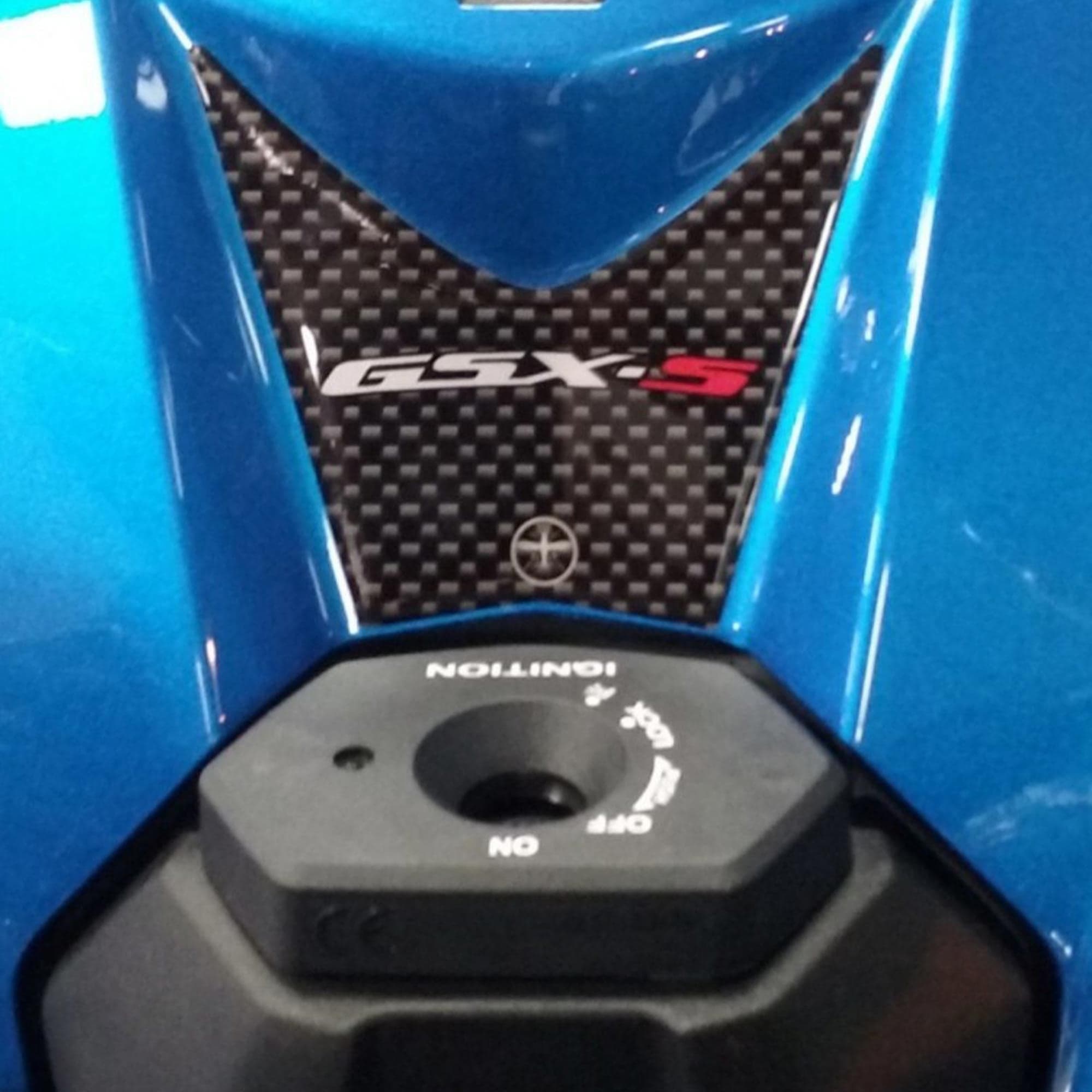 Adesivo 3D Protezione Chiave Accensione compatibile con Suzuki GSX-S 750