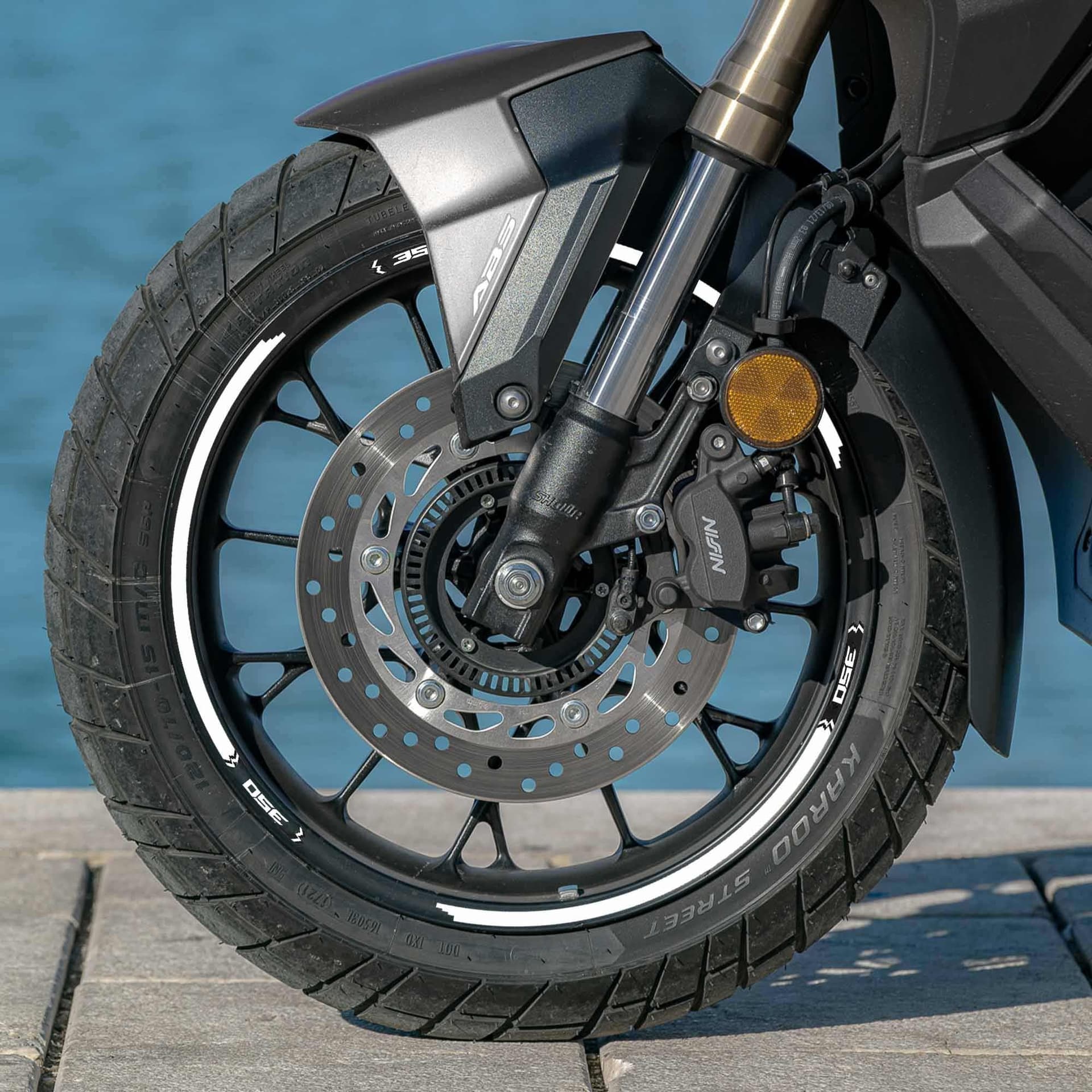 Kit strisce adesive cerchi ruote 14 e 15" scooter compatibili con Honda Adv350 in Decalcomanie adesivi e magneti LabelBike - Bibbiano, commercioVirtuoso.it