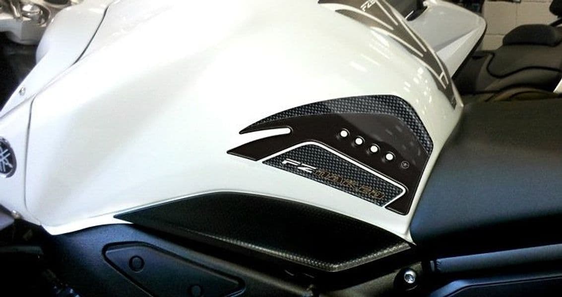 Kit ADESIVI in RESINA GEL 3D PROTEZIONI compatibili per moto YAMAHA FZ1 Carbonio in Decalcomanie adesivi e magneti LabelBike - Bibbiano, commercioVirtuoso.it