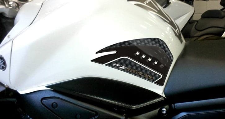Kit ADESIVI in RESINA GEL 3D PROTEZIONI compatibili per moto YAMAHA FZ1 Carbonio in Decalcomanie adesivi e magneti LabelBike - Bibbiano, commercioVirtuoso.it
