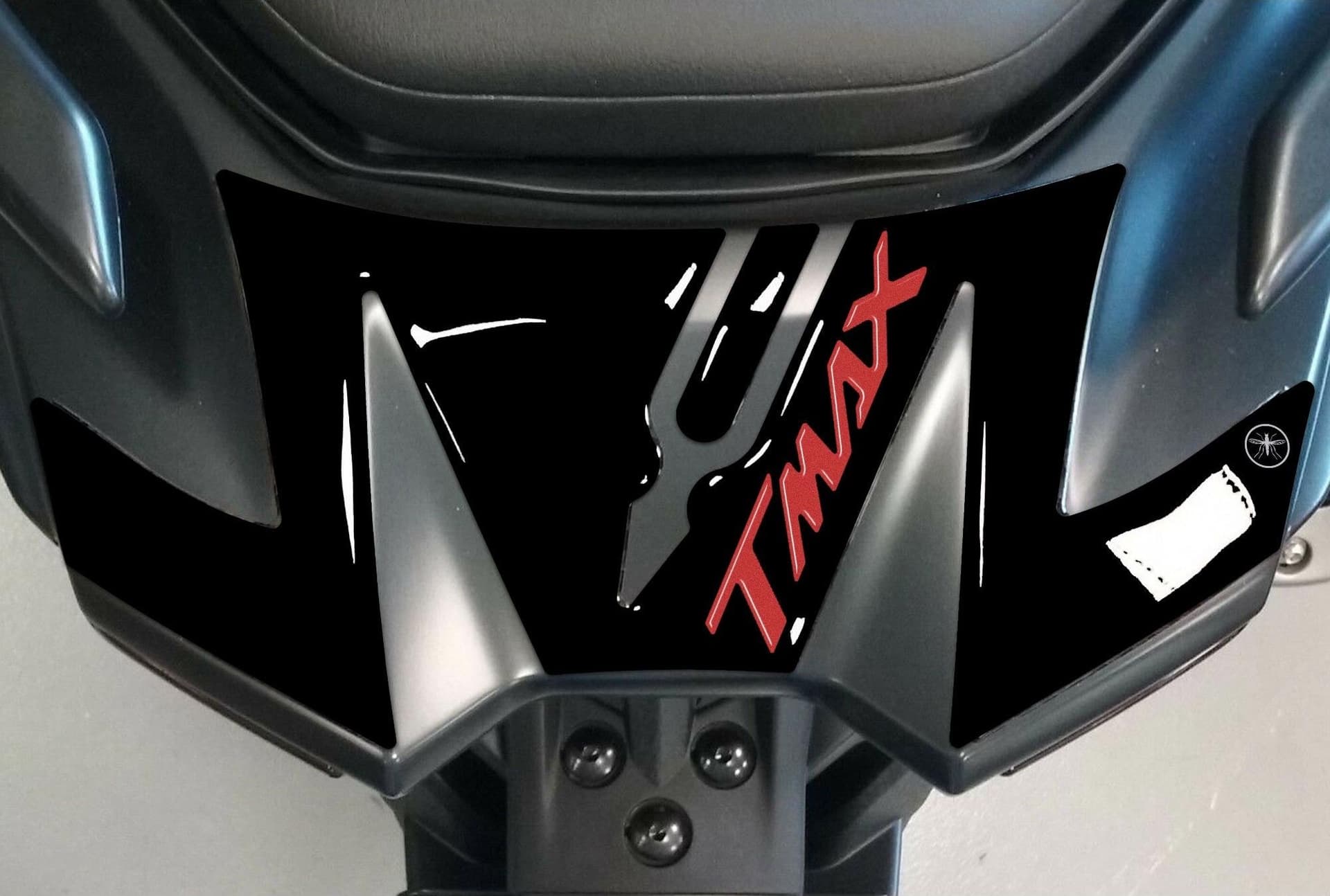 ADESIVO in RESINA TMAX 530 Stickers 3D codino compatibile per YAMAHA 2017-2019 in Decalcomanie adesivi e magneti LabelBike - Bibbiano, commercioVirtuoso.it