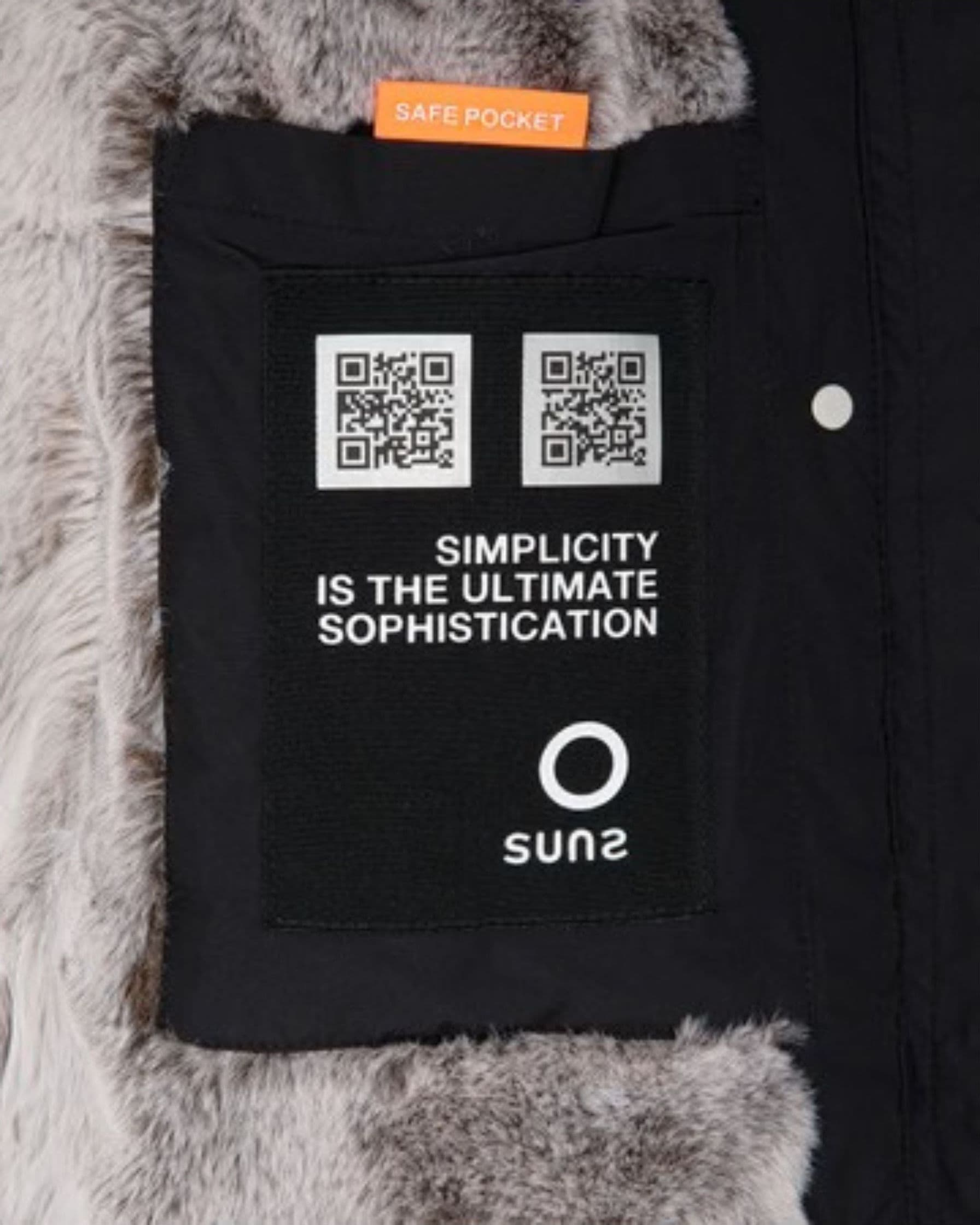 SUNS Giubbotto Donna suns Marmolada Fur Black da donna in Giacche Drestige - Casamassima, commercioVirtuoso.it