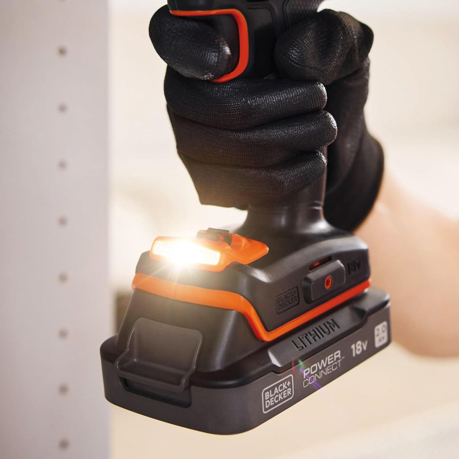 Black+Decker Trapano Avvitatore A Batteria Bcd382D2Xk-Qw 18 V 2 Batterie 2,0 Ah in Trapani avvitatori BricoGo - Marano di Napoli, commercioVirtuoso.it