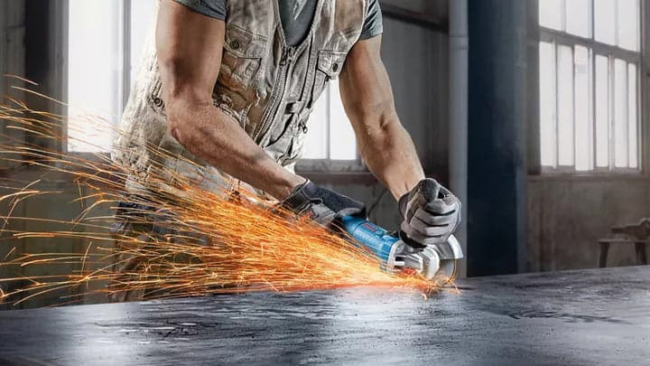 Bosch Smerigliatrice Angolare Gws 880 880W in Smerigliatrici angolari BricoGo - Marano di Napoli, commercioVirtuoso.it