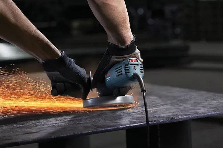 Bosch Smerigliatrice Angolare Gws 9-125 S 900 W in Smerigliatrici angolari BricoGo - Marano di Napoli, commercioVirtuoso.it