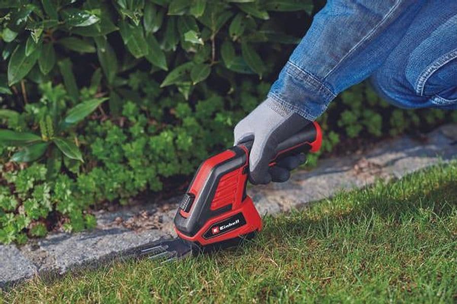 Einhell Forbici A Batteria Gc-Cg 3,6/70 Li Wt 3,6 V in Tagliasiepi BricoGo - Marano di Napoli, commercioVirtuoso.it