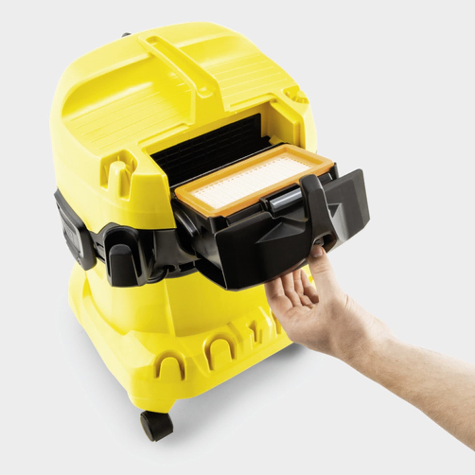 Karcher Bidone Aspira Solidi-Liquidi Wd 4 V-20/5/22 1.000 W Lt. 20 in Aspiratori liquidi-solidi BricoGo - Marano di Napoli, commercioVirtuoso.it