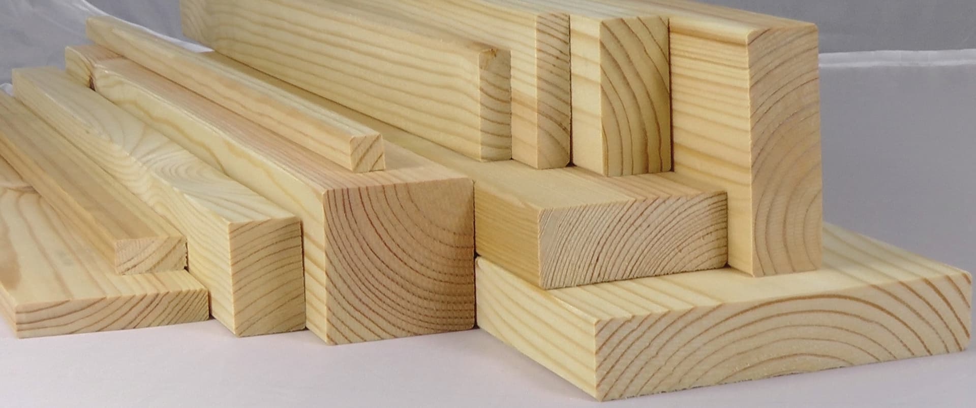 Listello in Legno di Abete Mm 10 x 95X200 Cm 10 Pezzi