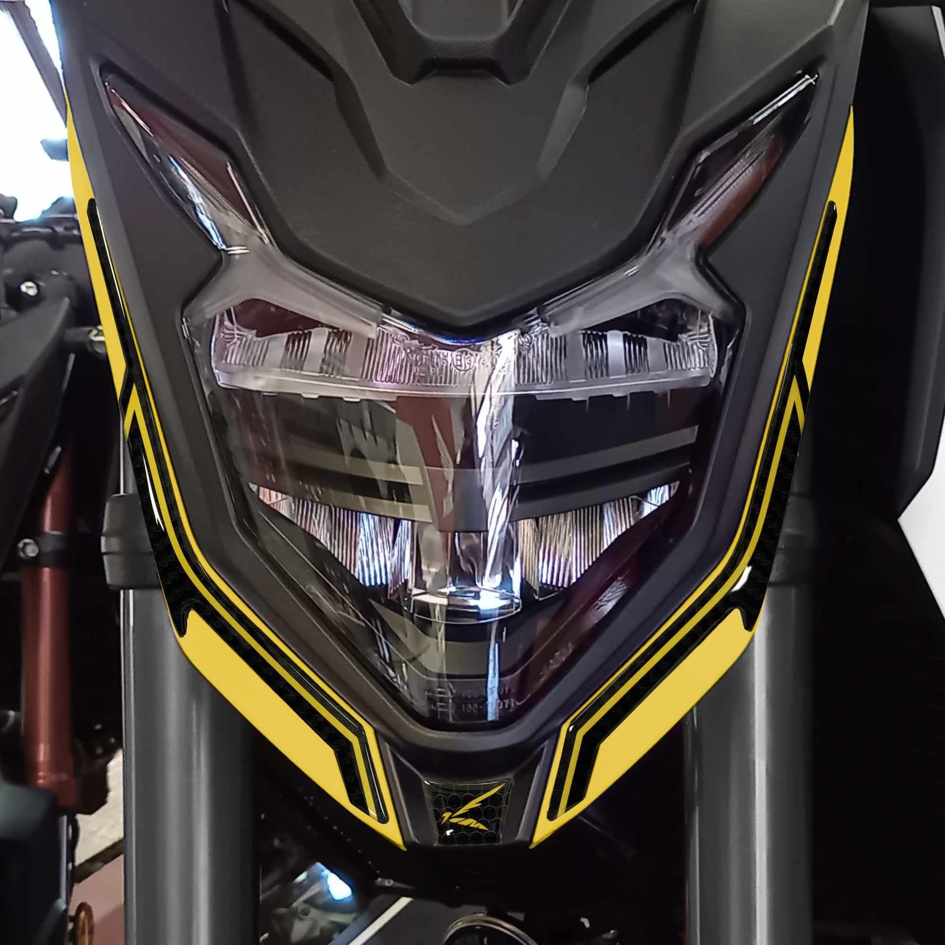 Adesivo 3D Protezione Muso Frontale moto compatibile con Honda Hornet 2023-2024 in Decalcomanie adesivi e magneti LabelBike - Bibbiano, commercioVirtuoso.it