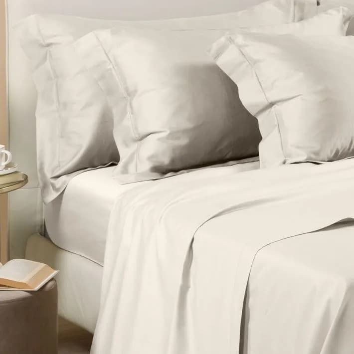Lenzuola Raso ! Caleffi Tinta Unita in raso di cotone - Eleganza e Comfort per il Tuo Letto in Set di lenzuola e federe Anastasi - Marsala, commercioVirtuoso.it