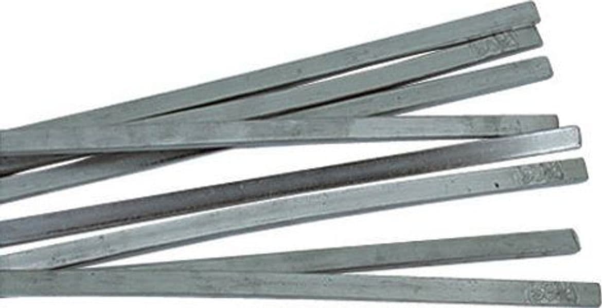 Stagno In Verghette Da Kg. 1- Al 50 %- Dh- Kg 1 in Concimi per pesci BricoGo - Marano di Napoli, commercioVirtuoso.it