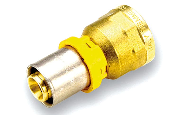 Raccordo Per Multistrato Gas Diritto Femmina- 32 X 11/4- Tiemm- Pezzi 1 in  BricoGo - Marano di Napoli, commercioVirtuoso.it