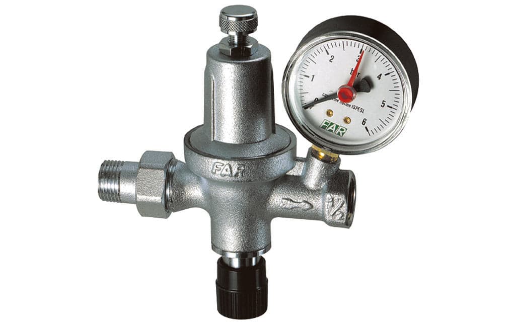 Gruppo Di Riempimento Automatico Cromato Con Manometro (Far)- M.F. 1/2 Gas- Far- Pezzi 1 in Accessori BricoGo - Marano di Napoli, commercioVirtuoso.it
