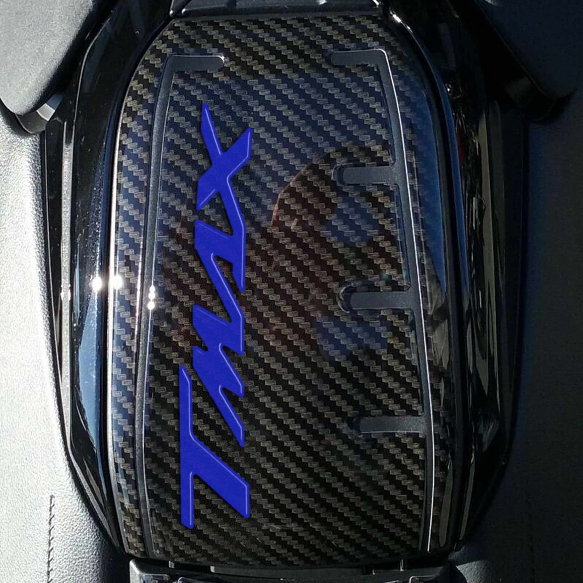 PROTEZIONE SPORTELLO SERBATOIO ADESIVO Resina 3D per YAMAHA TMAX 530 2017-2019 in Paraserbatoio LabelBike - Bibbiano, commercioVirtuoso.it