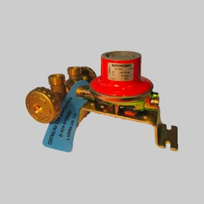 Minicentralina Due Attacchi Con Regolatore 4 Kg/H Con Regolatore Bp 1803 - Nova Comet