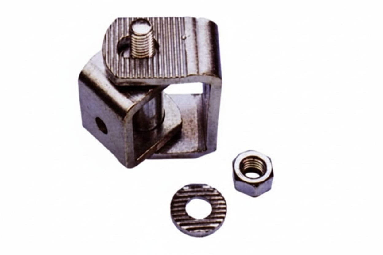 Cardine Regolabile Per Cancello Art.370- - Mm.35X57X60H. Grande - 10 Pezzi Combi in Ferramenta per cancelli BricoGo - Marano di Napoli, commercioVirtuoso.it