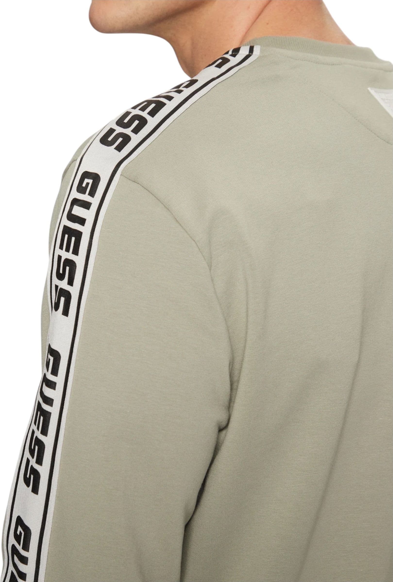 GUESS ACTIVEWEAR Felpa Uomo Guess Activewear Regular Fit da uomo in Maglioni Drestige - Casamassima, commercioVirtuoso.it