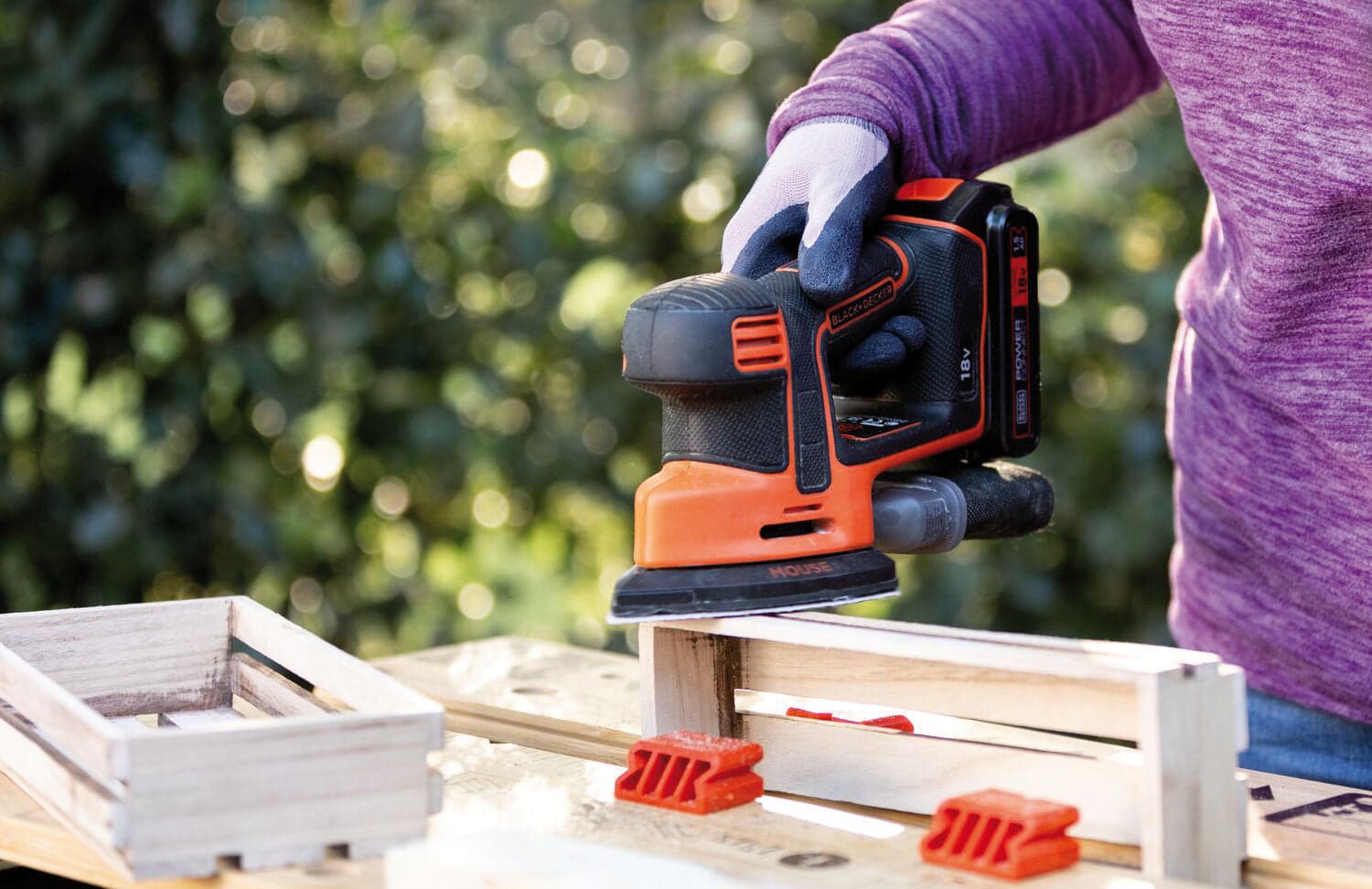 Black+Decker Levigatrice Mouse A Batteria Bdcds18-Qw 18V 1 Batteria 1,5 Ah in Levigatrici di precisione BricoGo - Marano di Napoli, commercioVirtuoso.it