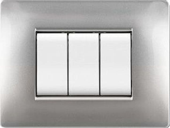Placca Life Q Living Plast Alluminio Chiaro 4P