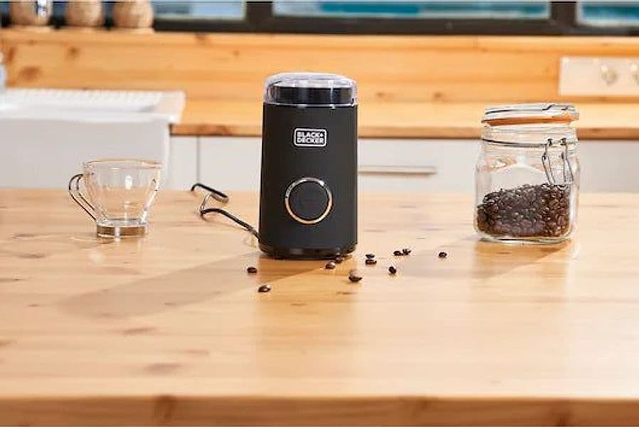 Macinacaffè Da 150W Elettrico Potente Deposito Caffè In Grani Da 50 G. Lame E Deposito In Acciaio Inossidabile. Macinatura Fine. Adatto Per Tritare Caffè E Spezie. Avvolgicavo. Nero in Macinacaffè elettrici con lama BricoGo - Marano di Napoli, commercioVirtuoso.it