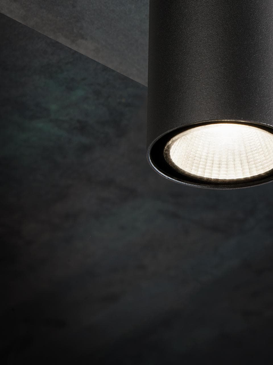 Applique Doppio Led 'Sino' 12 W 500 Lumen - Grigio - Sovil in Lampade da parete BricoGo - Marano di Napoli, commercioVirtuoso.it
