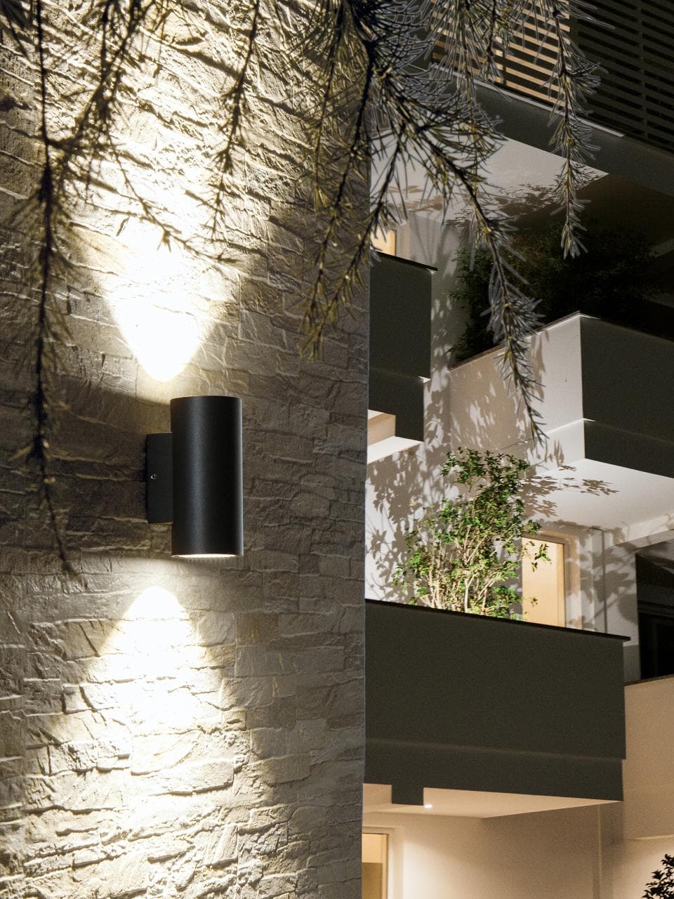 Applique Doppio Led 'Sino' 12 W 500 Lumen - Grigio - Sovil in Lampade da parete BricoGo - Marano di Napoli, commercioVirtuoso.it