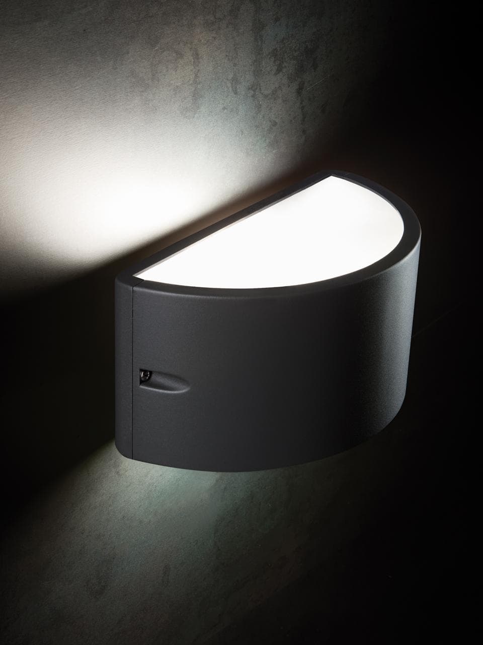 Applique 'Umbe' 60 W - Cm 25 X 12 X 13 Alluminio - Sovil in Lampade da parete BricoGo - Marano di Napoli, commercioVirtuoso.it