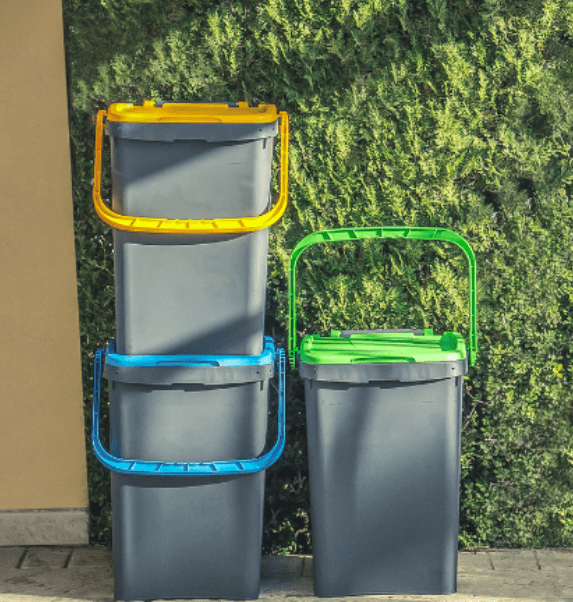 Pattumiera Per Raccolta Differenziata 'Ecoplus' 7 Lt.- Cm 25 X 25,7 X H 21,7 Corpo+Coperchio Marrone - Ecoplast in Sistemi di contenitori per raccolta differenziata BricoGo - Marano di Napoli, commercioVirtuoso.it