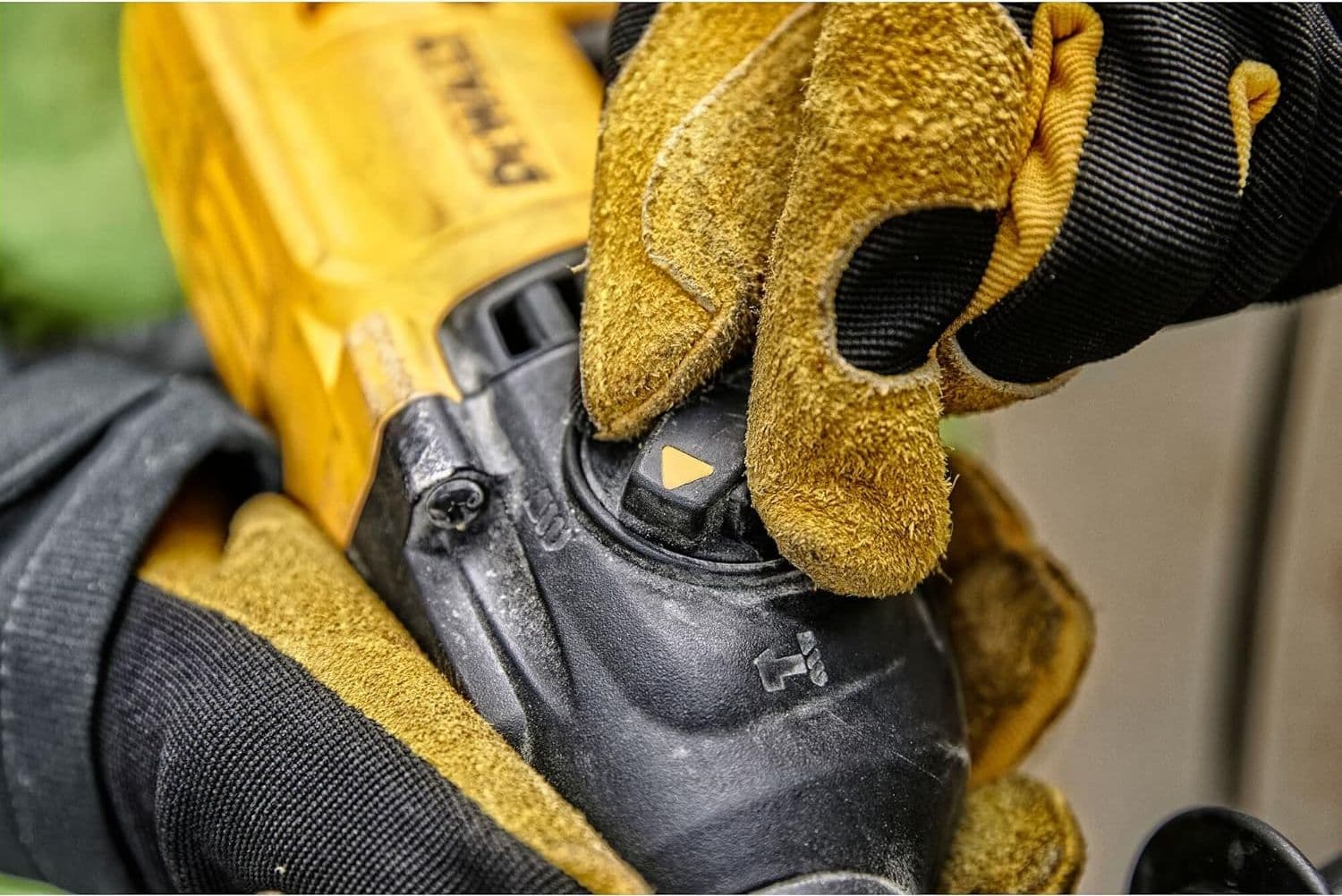 Tassellatore Sds-Plus 710W 2J (D25033K-Qs) - 1 Pezzi Dewalt in Set punte per trapani BricoGo - Marano di Napoli, commercioVirtuoso.it