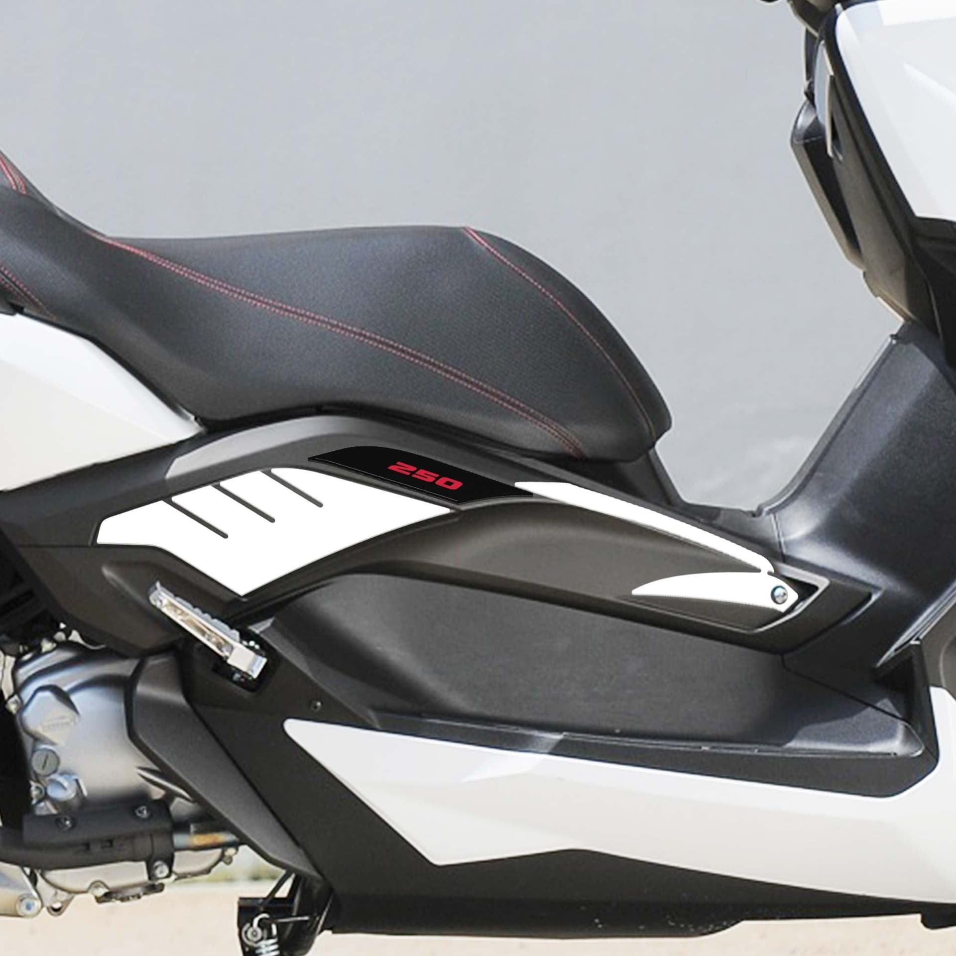 Adesivi gel 3D protezioni boomerang compatibili con Yamaha Xmax 250 2014-2016 in Decalcomanie adesivi e magneti LabelBike - Bibbiano, commercioVirtuoso.it