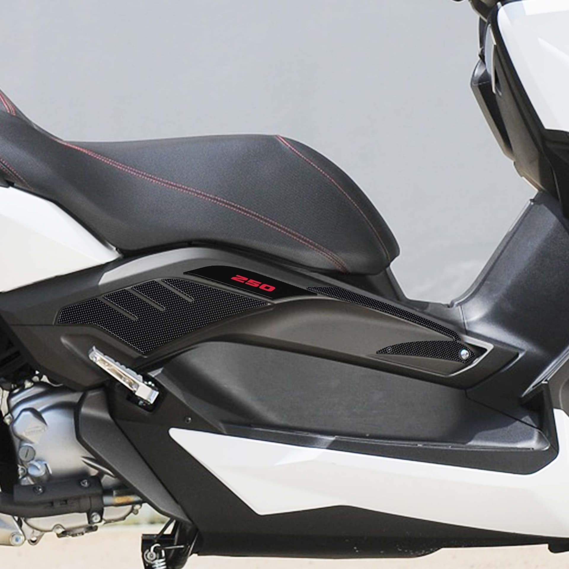 Adesivi gel 3D protezioni boomerang compatibili con Yamaha Xmax 250 2014-2016 in Decalcomanie adesivi e magneti LabelBike - Bibbiano, commercioVirtuoso.it