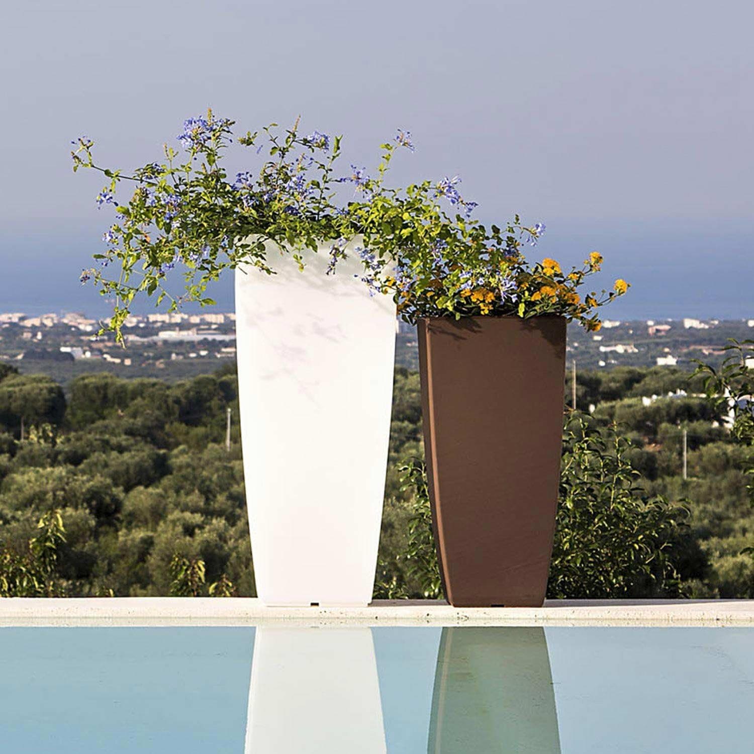 Vaso Quadro 'Stilo' Cm 33 X 33 X H 70 - 15 Lt. Avorio in Vasi BricoGo - Marano di Napoli, commercioVirtuoso.it