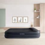 Materasso Gonfiabile Pillow Rest Queen Doppio Con Pompa Incorporata Cm. 203X152X42H. Peso Kg.7,20 (64124) Intex in Letti gonfiabili BricoGo - Marano di Napoli, commercioVirtuoso.it