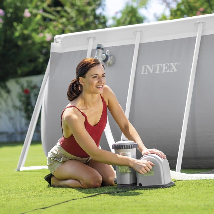 Pompa Con Filtro A Cartuccia Per Piscine Fino 16.500 Litri Peso Kg.7,90 (28636) Intex in Filtri a cartuccia BricoGo - Marano di Napoli, commercioVirtuoso.it