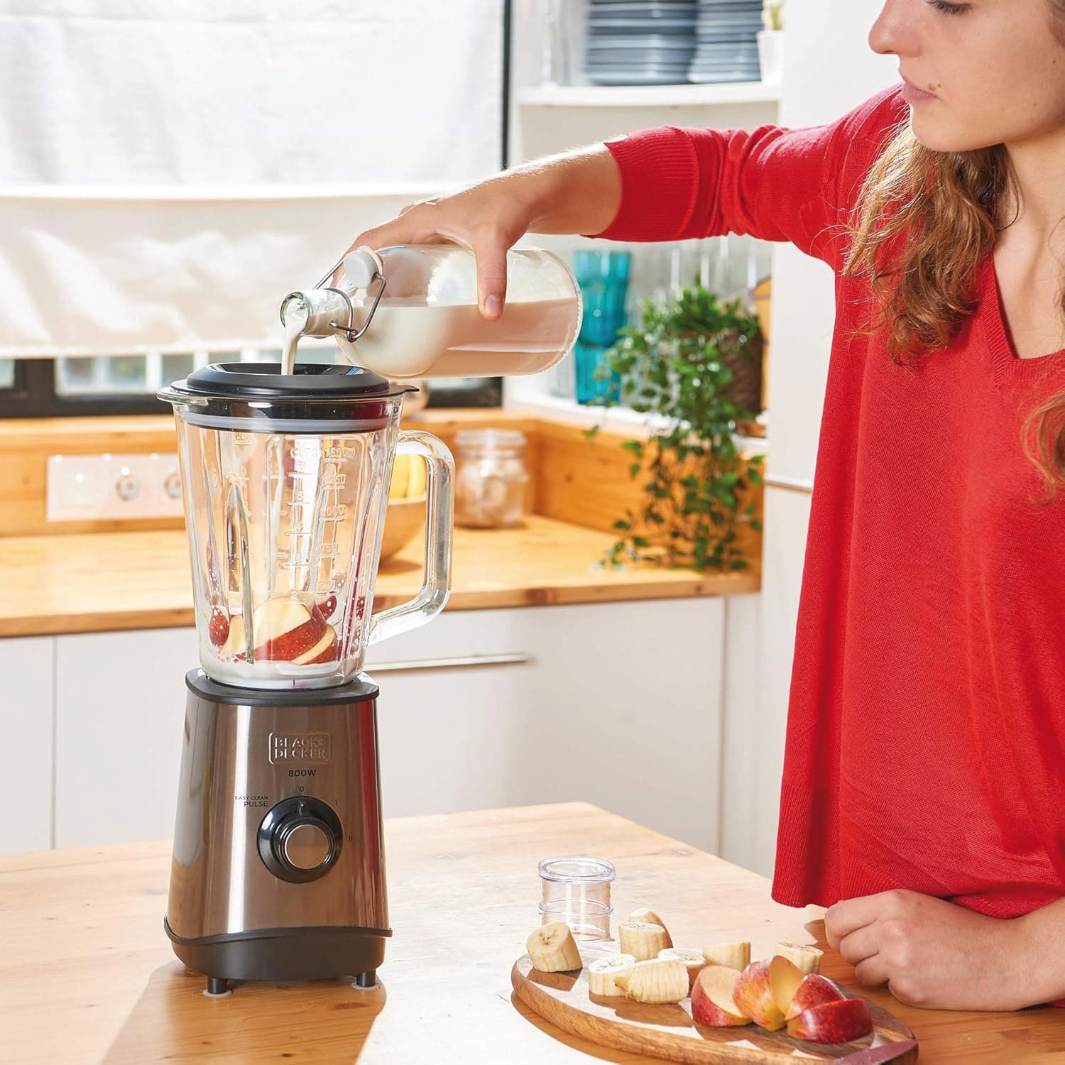 Black+Decker Frullatore Bxjb800E 800 W Con Caraffa In Vetro 1,5 Lt. in Frullatori da tavolo BricoGo - Marano di Napoli, commercioVirtuoso.it