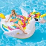 Isola Grande Gonfiabile Unicorno Cm.251X163X145 Peso Kg.5,10 (57291) Intex in Canotti e gonfiabili galleggianti BricoGo - Marano di Napoli, commercioVirtuoso.it