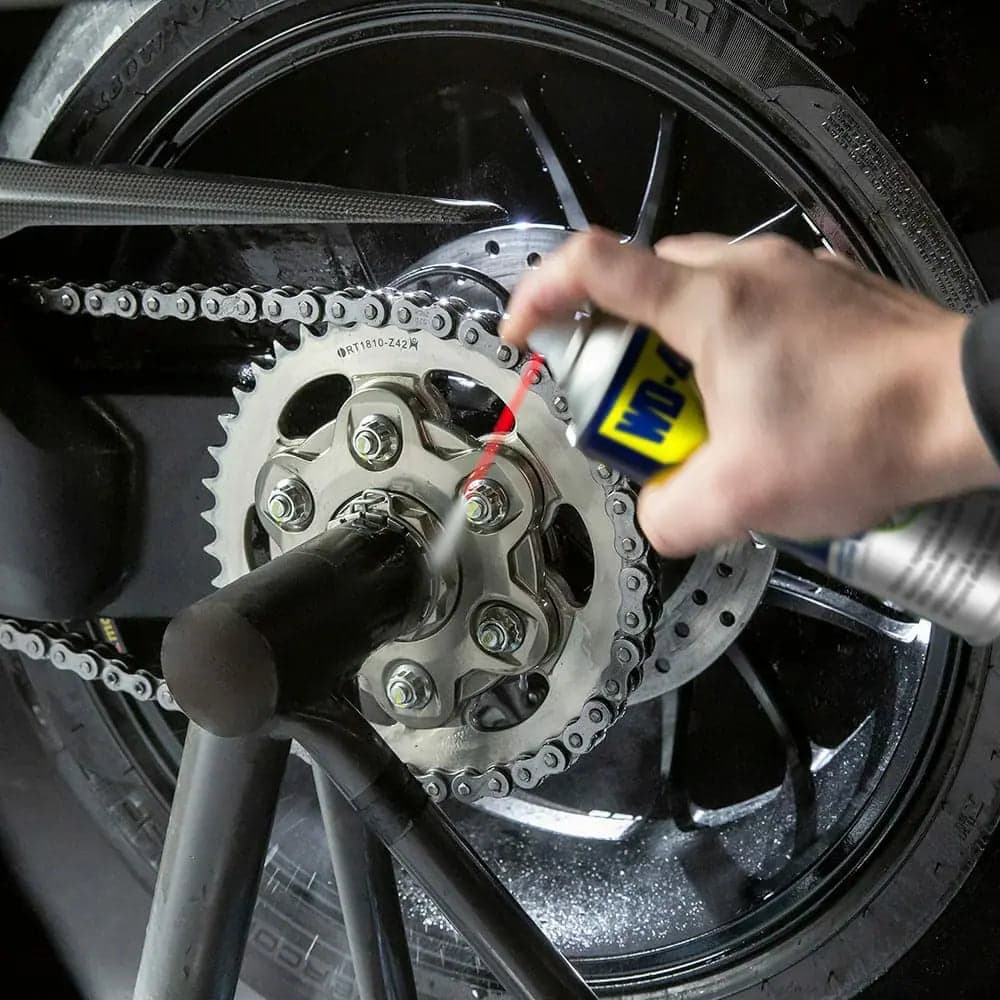 Spray Wd-40 Pulitore Freni Moto Ml. 500 in Detergenti freni BricoGo - Marano di Napoli, commercioVirtuoso.it