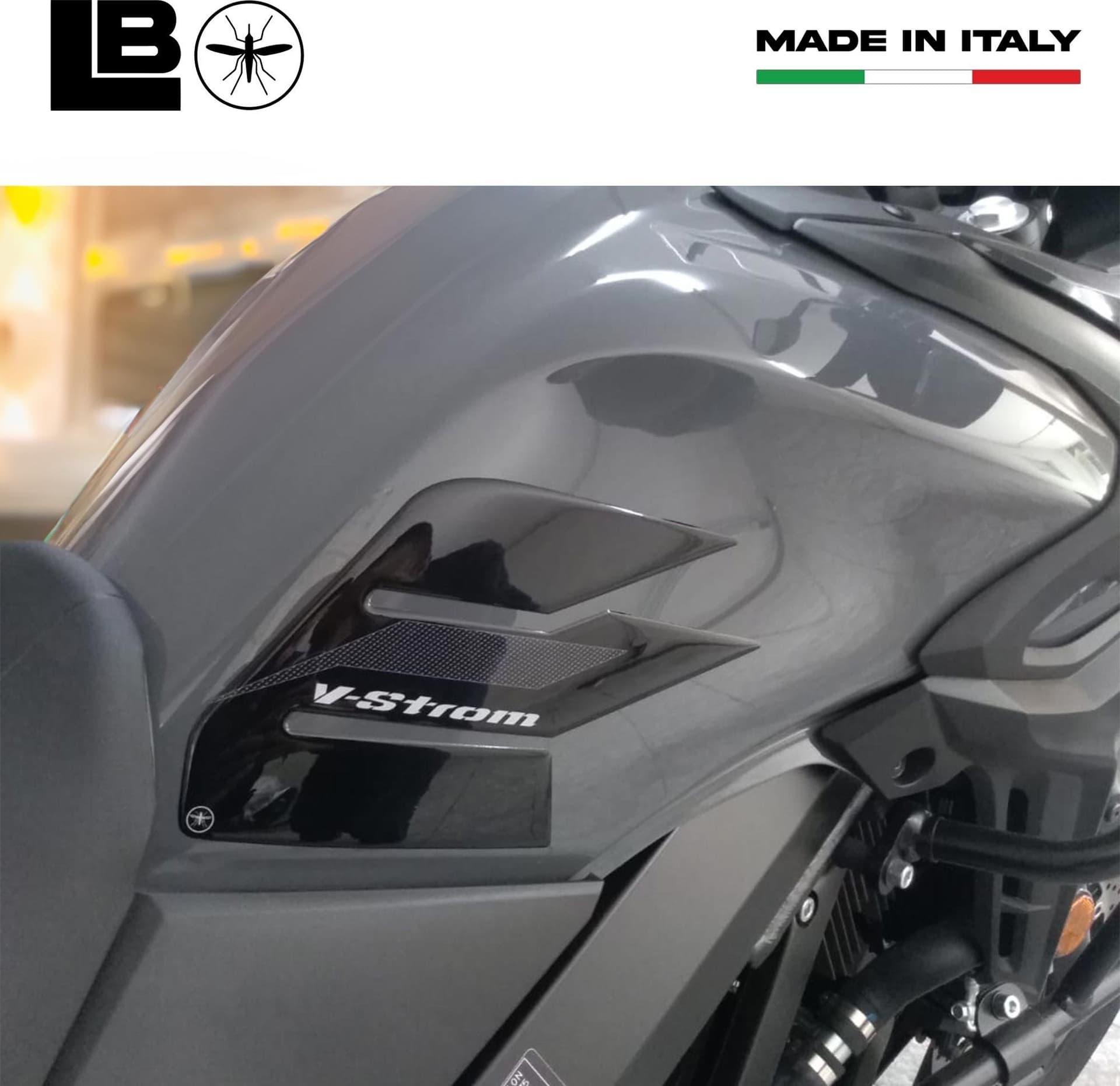 2 PROTEZIONI LATERALI SERBATOIO compatibili per MOTO SUZUKI V-STROM 650 2017-2022 in Paraserbatoio LabelBike - Bibbiano, commercioVirtuoso.it