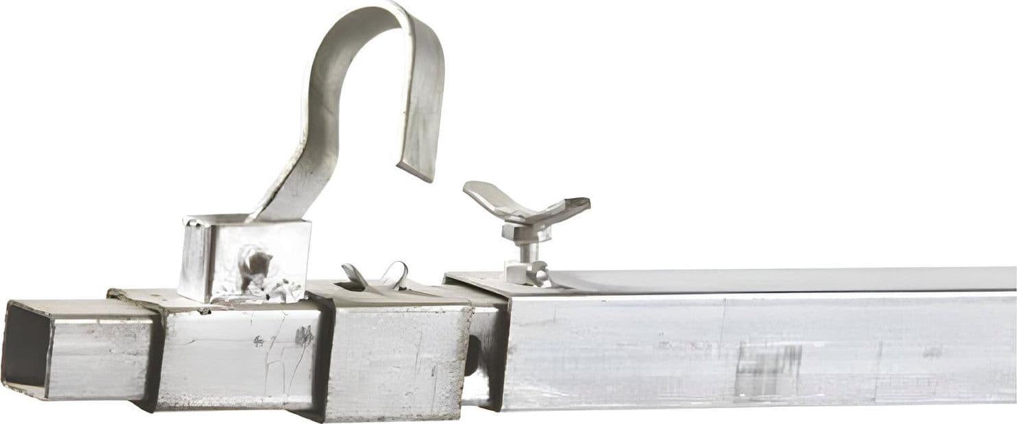 Regola Per Parete Zincata Cm. 200/320 H in Staffe e supporti per mensole BricoGo - Marano di Napoli, commercioVirtuoso.it